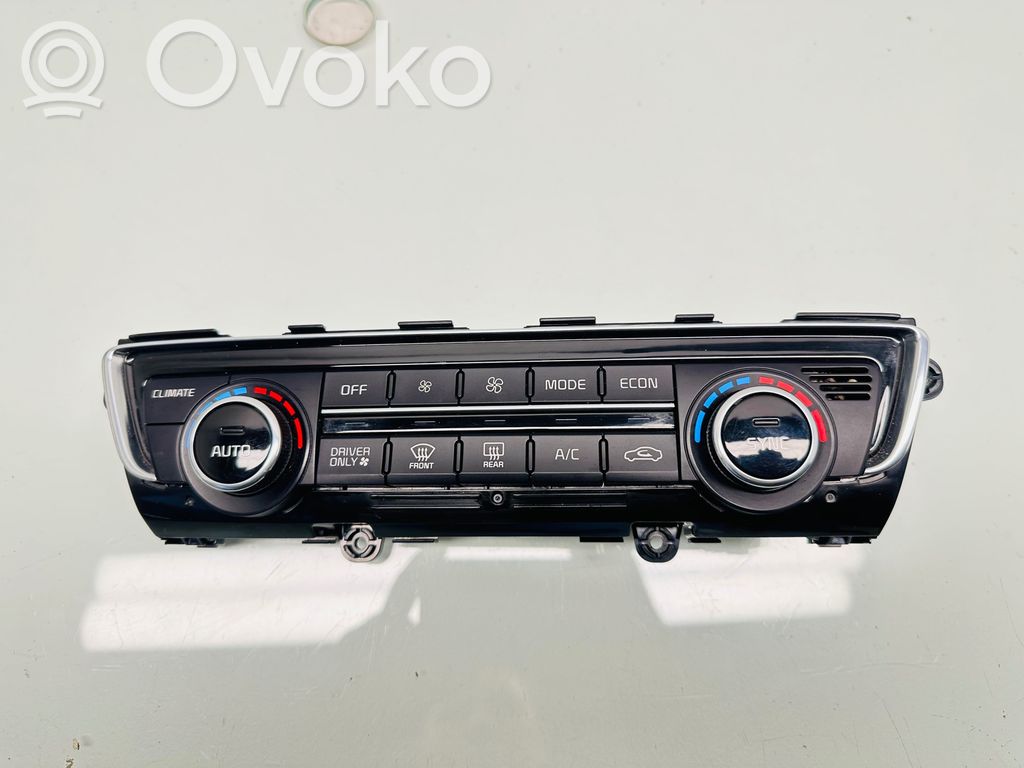 KIA Optima Climate control unit 