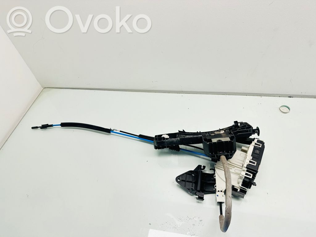 Mercedes-Benz GLK (X204) Rear door lock 