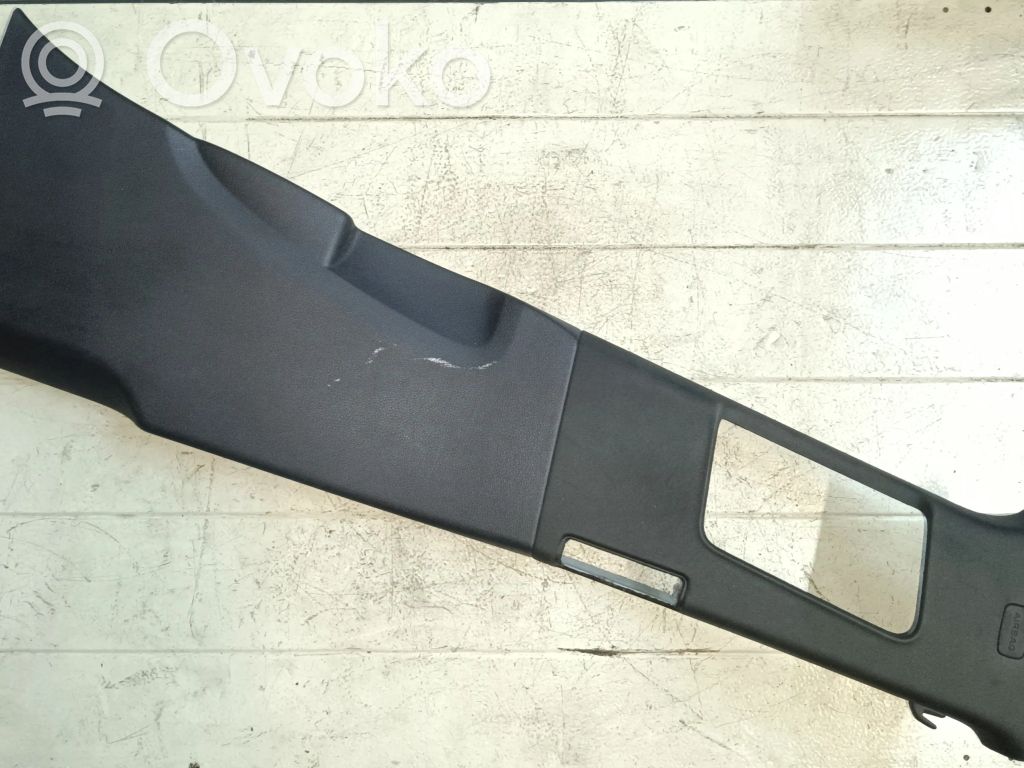 (B) pillar trim (bottom)   4L0819724