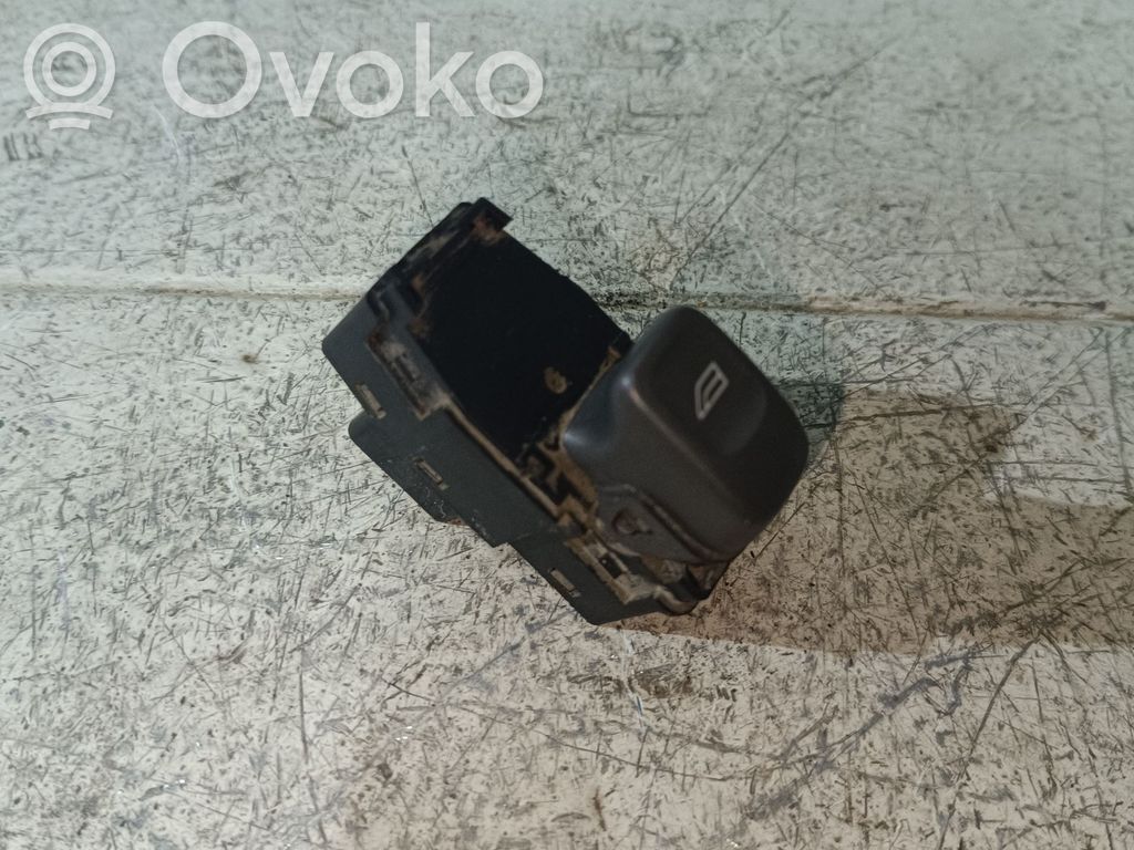 Volvo S40, V40 Electric window control switch 