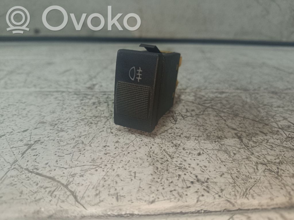 Sumuvalojen kytkin   4D0941563