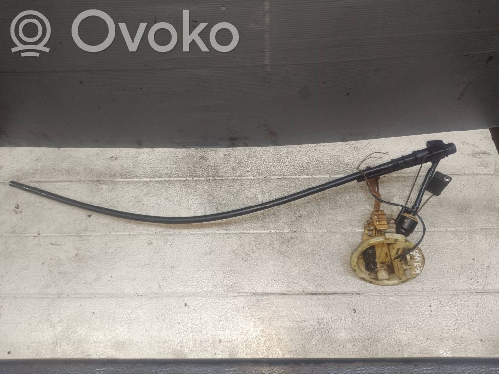 BMW 5 E39 Fuel level sensor 