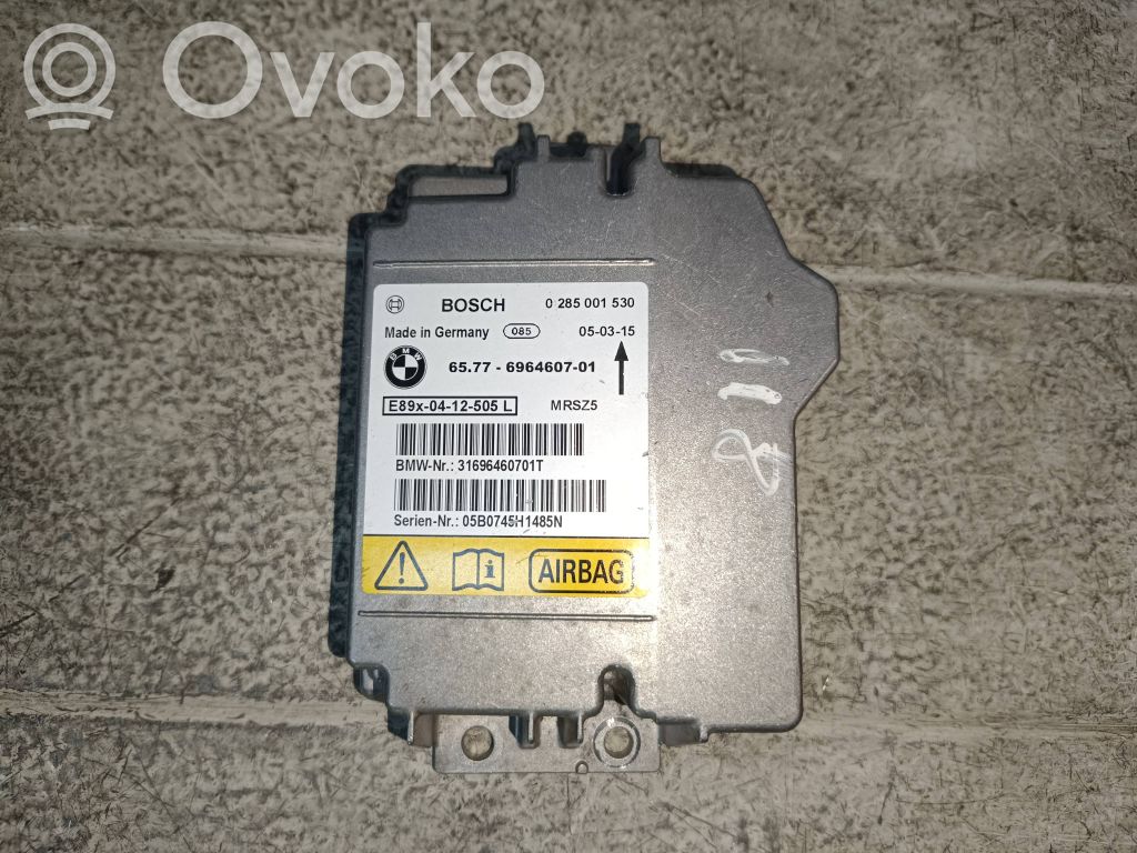 BMW 1 E81 E87 Airbag control unit/module 