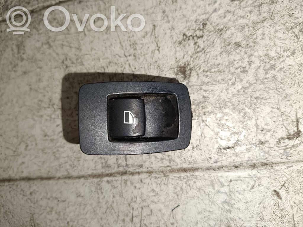 BMW 1 E81 E87 Electric window control switch 