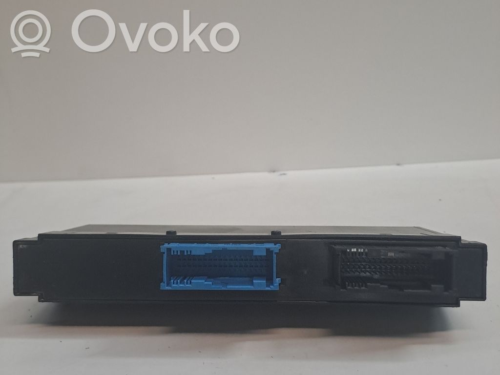 BMW 1 E81 E87 Module confort 