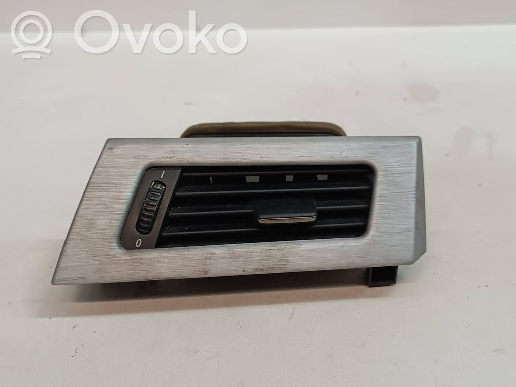BMW 5 E60 E61 Sānu gaisa režģis 