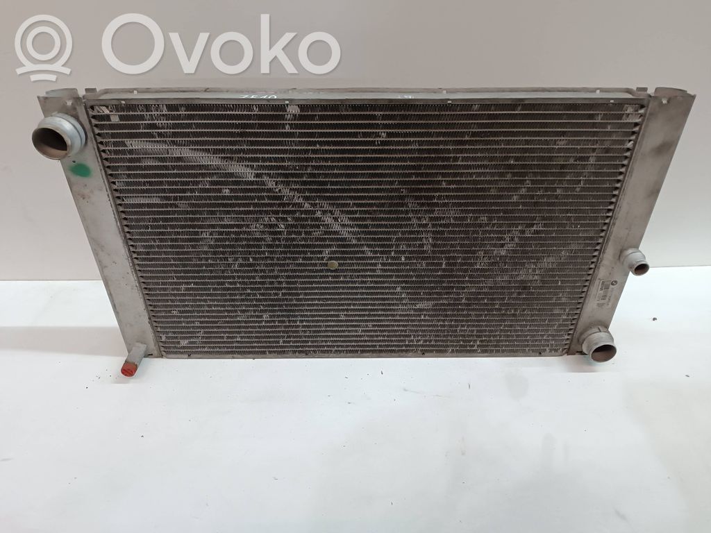 BMW 5 E60 E61 Dzesēšanas šķidruma radiators 