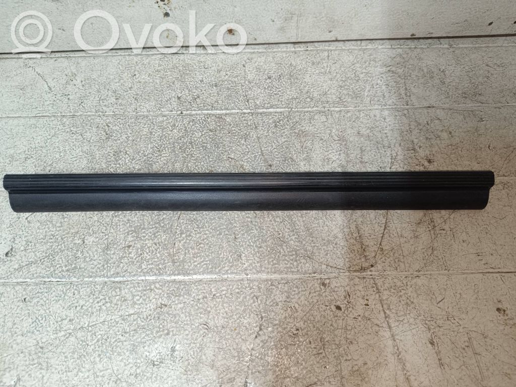 BMW 3 E36 Einstiegsleiste Zierleiste vorne 