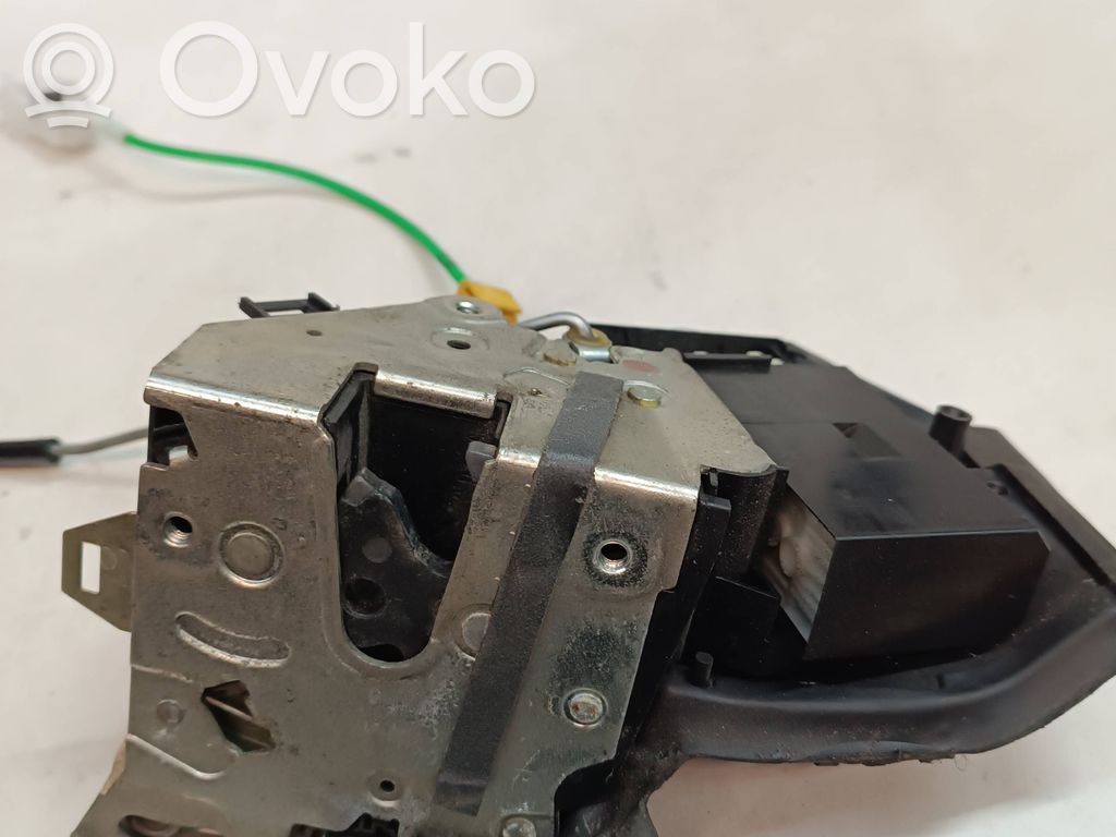 BMW 5 E39 Front door lock 