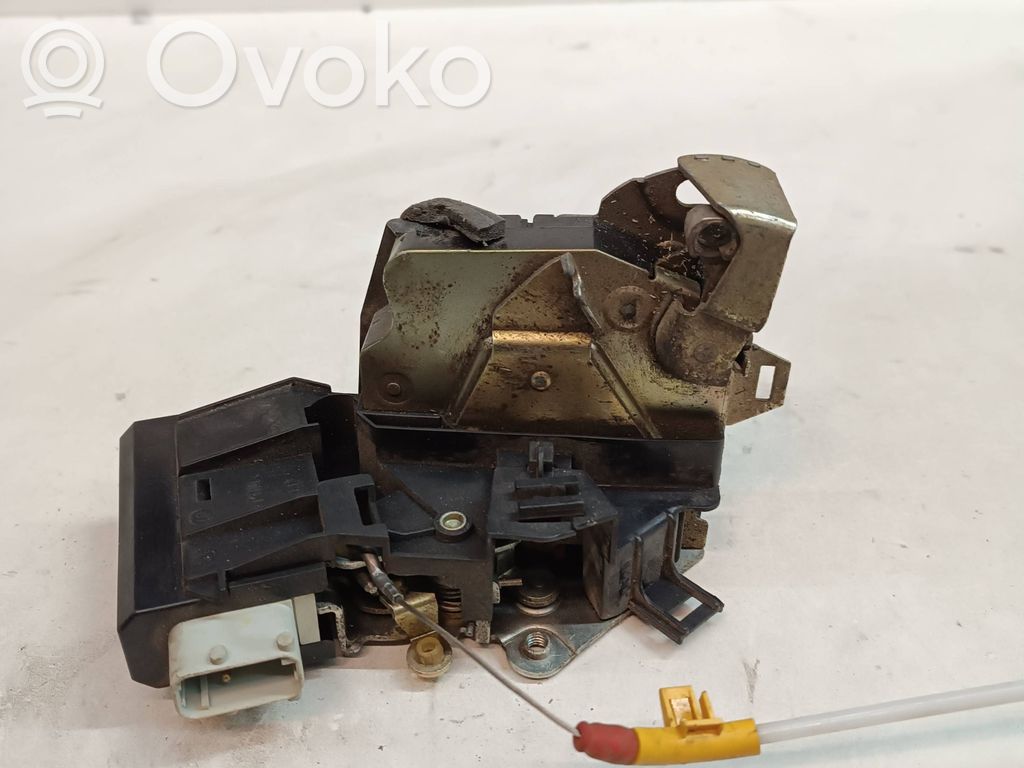 BMW 5 E39 Rear door lock 