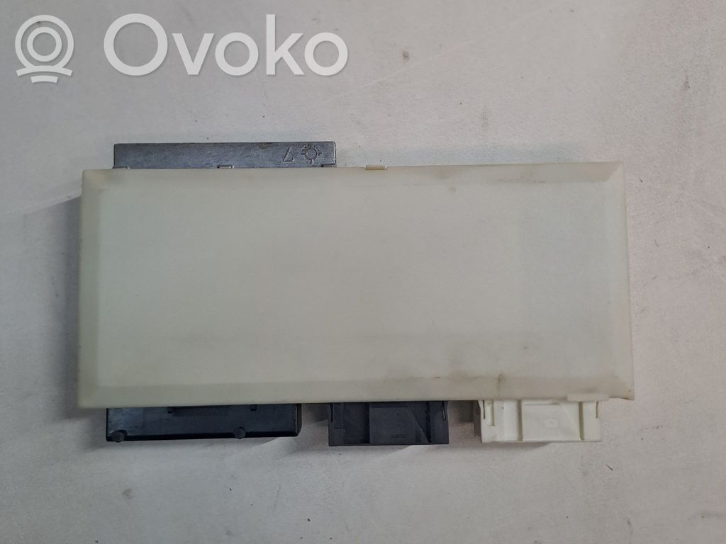 BMW 5 E39 Komforto modulis 