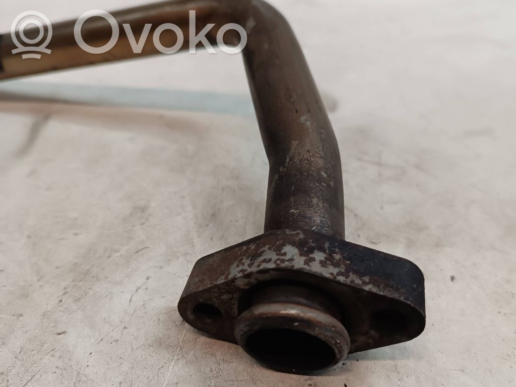 BMW 5 E39 EGR-linjan letku 