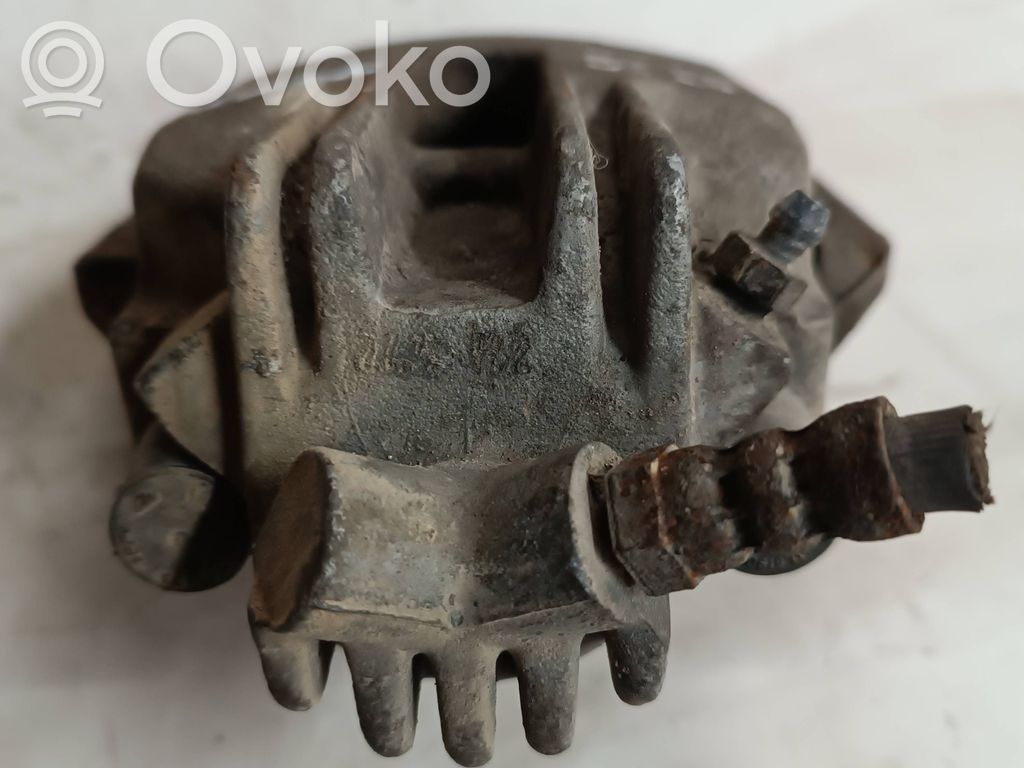 BMW 5 E39 Caliper del freno trasero 