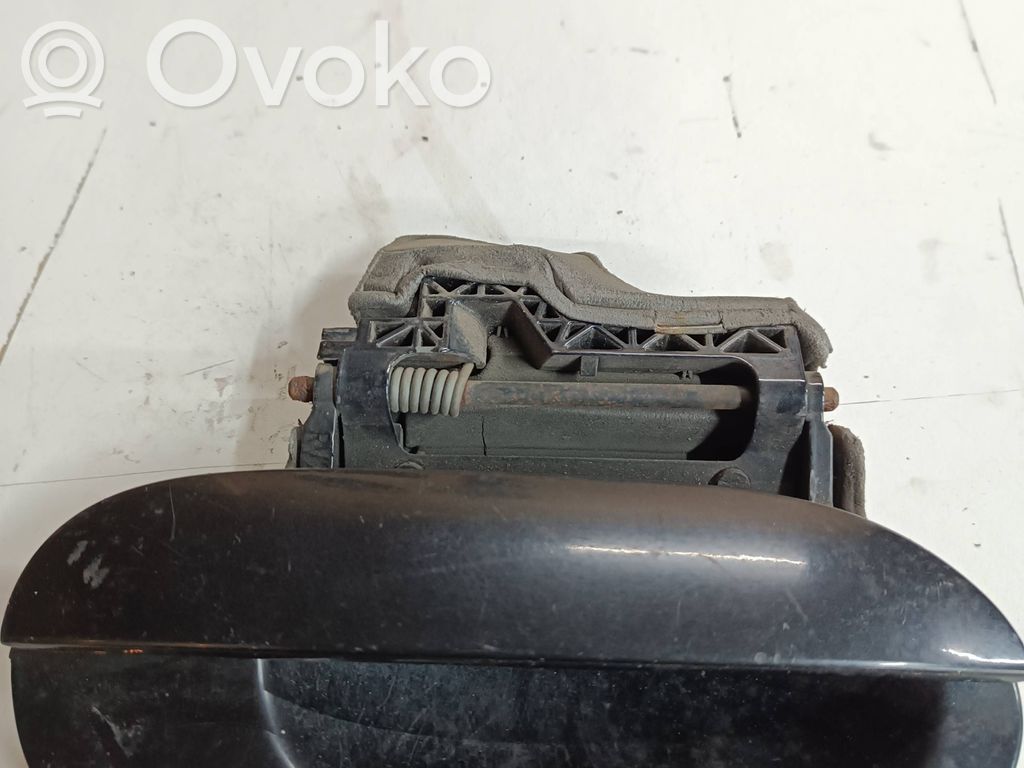 BMW 5 E39 Rankena atidarymo išorinė 