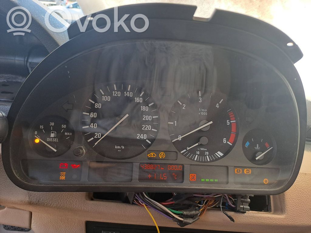 BMW 5 E39 Speedometer (instrument cluster) 