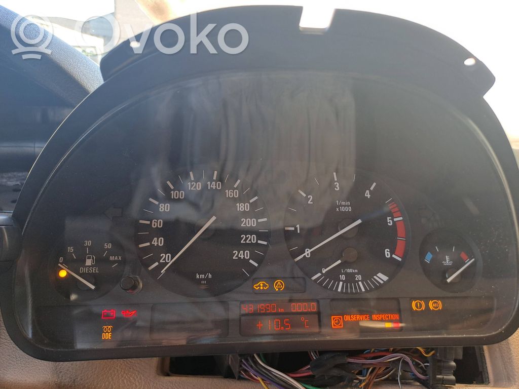 BMW 5 E39 Speedometer (instrument cluster) 