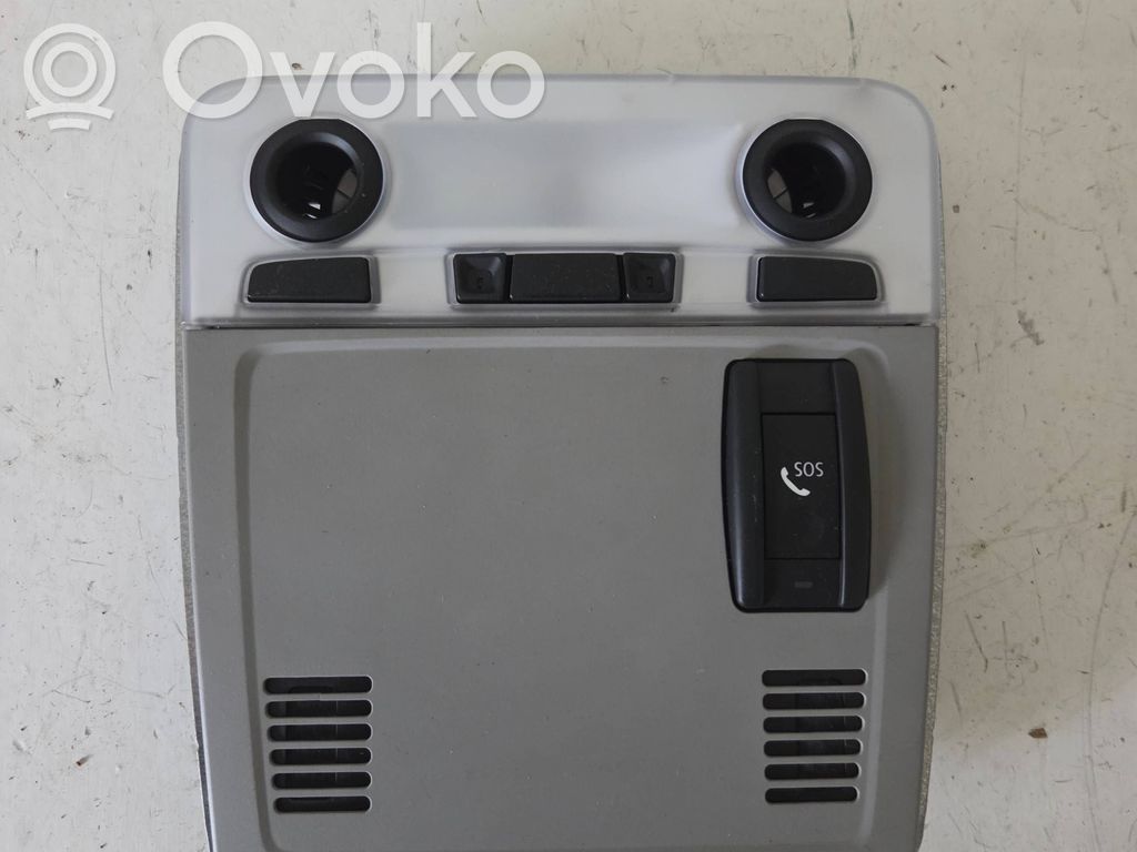 Etuistuimen valo   9197751,6936148,6938762
