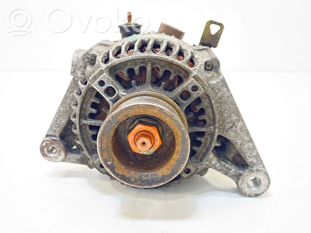 Toyota Corolla E120 E130 Ģenerators 