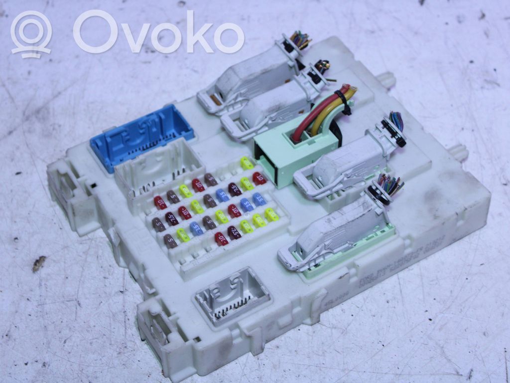 Ramka / Moduł bezpieczników   BV6N14A073FR,522075F02,002581,210212