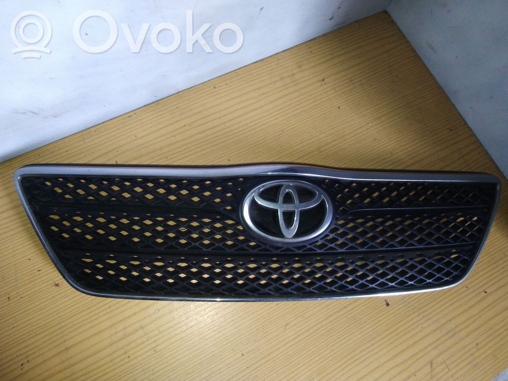Toyota Corolla E120 E130 Front bumper upper radiator grill 