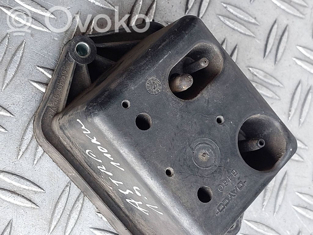 Opel Astra H Vakuumo oro talpa 