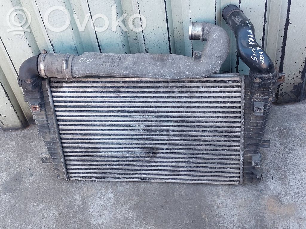 Opel Zafira B Interkūlerio radiatorius 