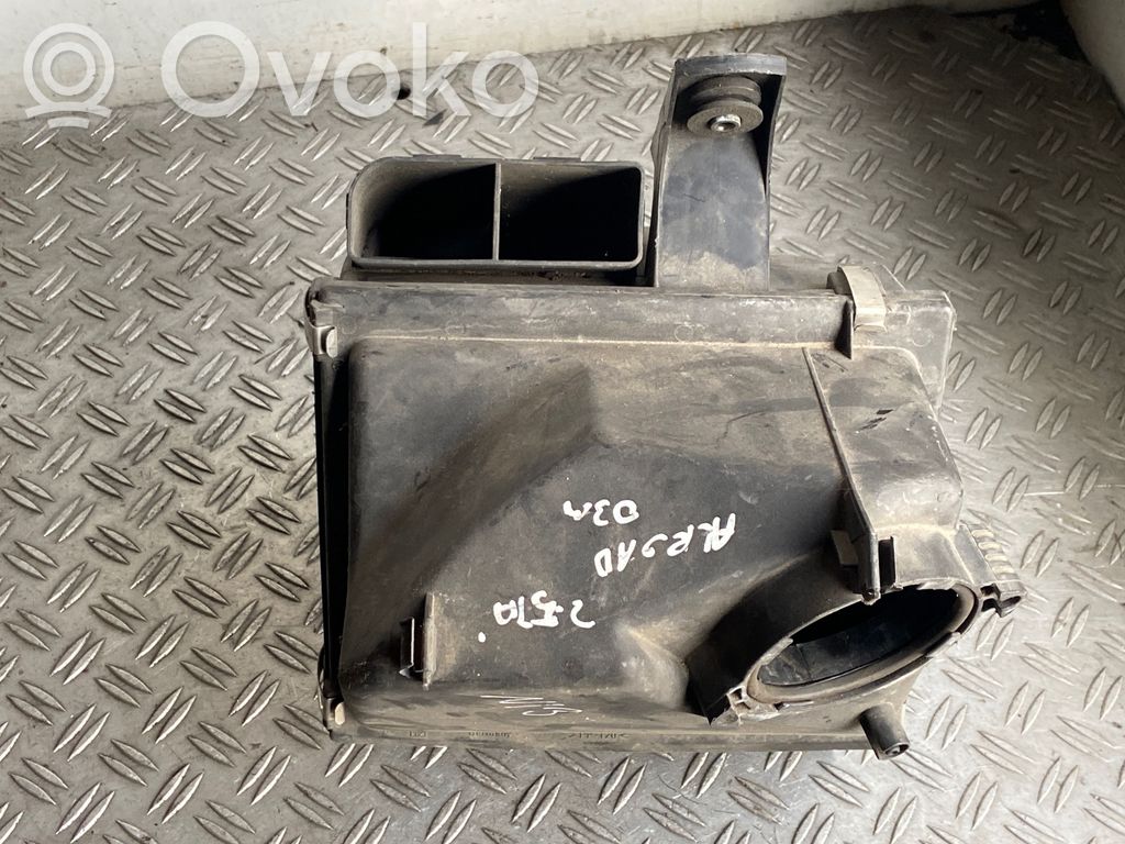 Audi A6 Allroad C5 Gaisa filtra kaste 