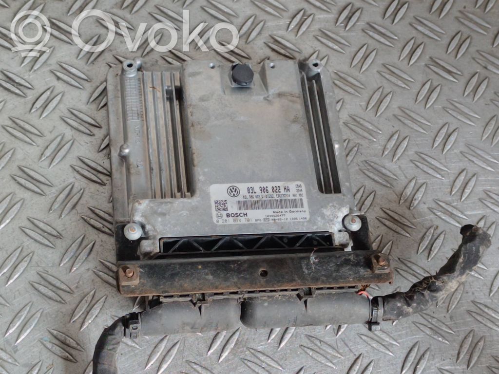 Volkswagen Tiguan Engine control unit/module 
