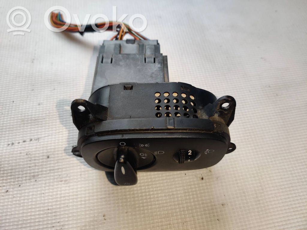 Light switch   YC1T13A024BB