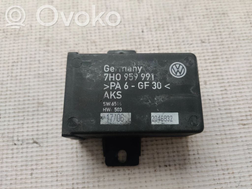 Volkswagen Transporter - Caravelle T5 Door control unit/module 