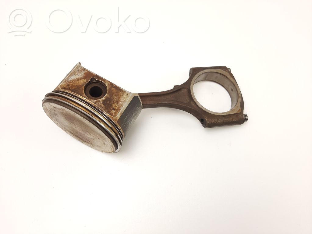 Chrysler 300 - 300C Piston with connecting rod 