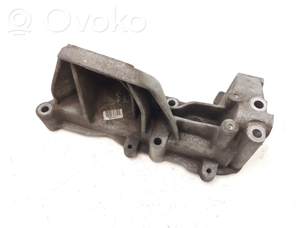 Engine mounting bracket   5801766571