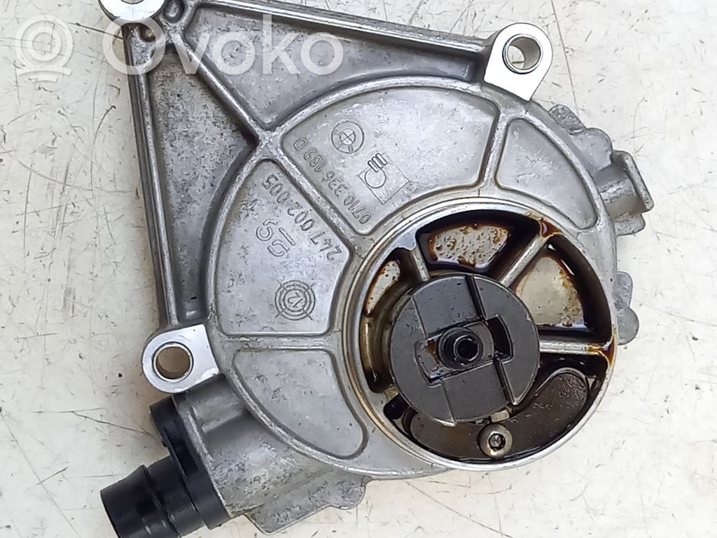 BMW 4 F32 F33 Vacuum pump 