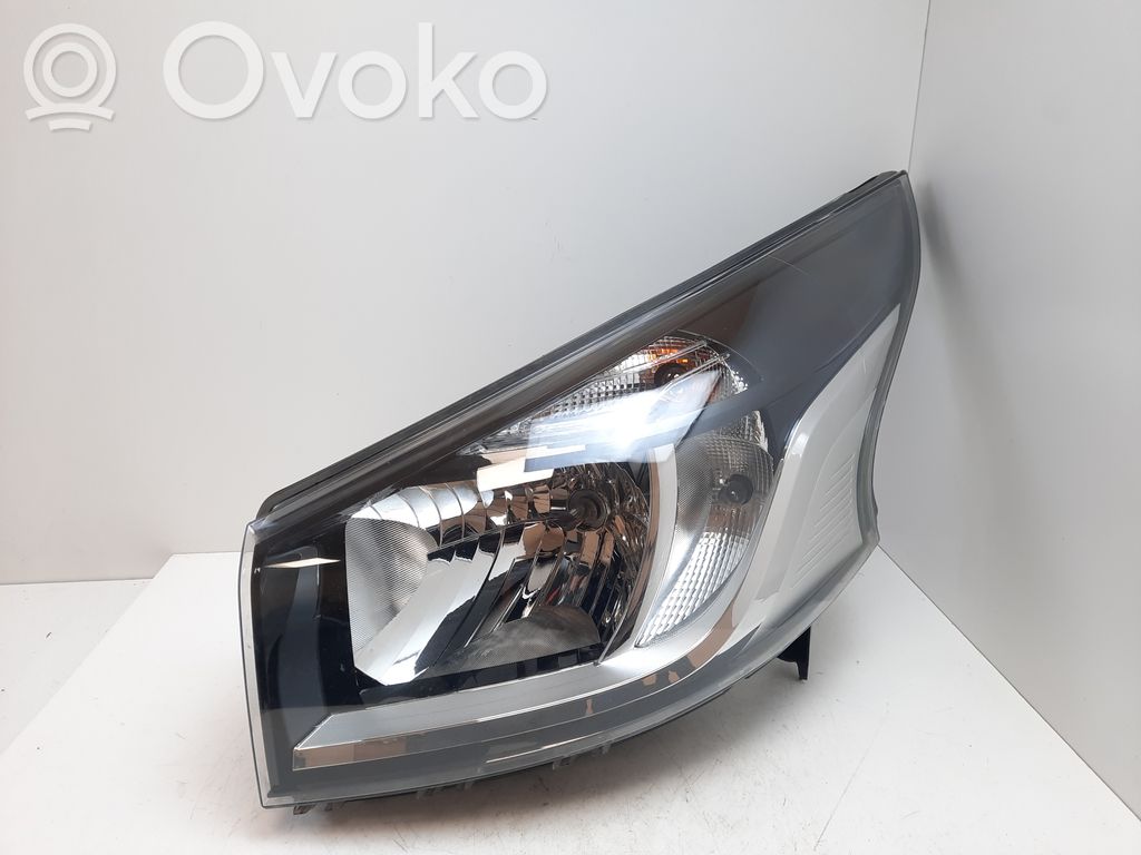 Renault Trafic III (X82) Phare frontale 
