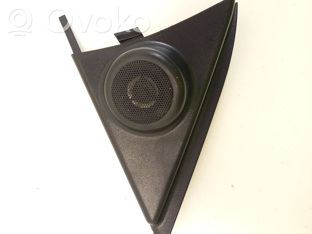 KIA Sorento Front door high frequency speaker 