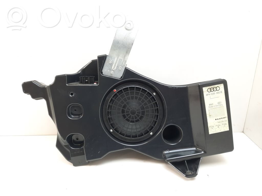 Audi A3 S3 8P Subwoofer 