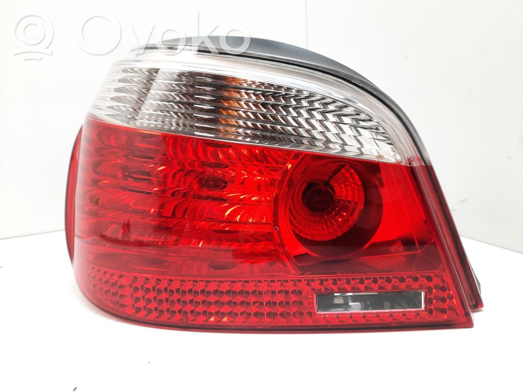 Rear/tail lights   6910767