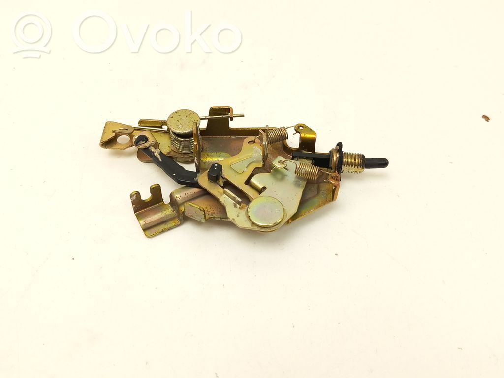 Mazda MPV Fuel tank cap lock 