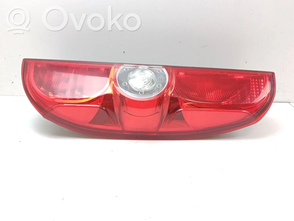 Opel Combo D Lampa tylna 