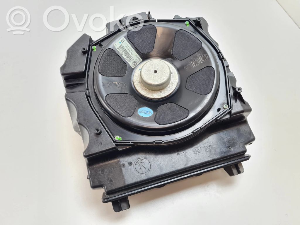 BMW 5 GT F07 Subwoofer 