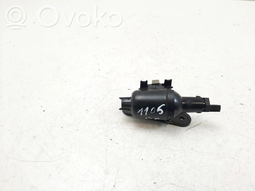 BMW 7 E38 Luce maniglia portiera anteriore (esterno) 