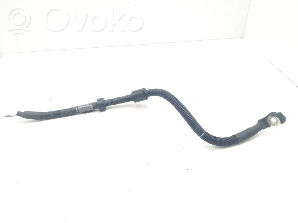 BMW M5 Plusa vads (akumulatora) 