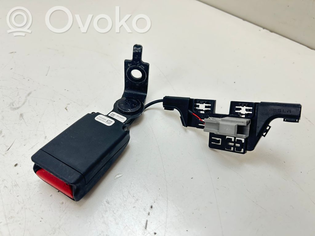 Tesla Model 3 Hebilla del cinturón de seguridad trasero 