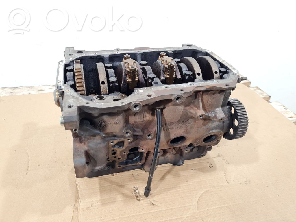 Audi A4 S4 B5 8D Bloque de motor 