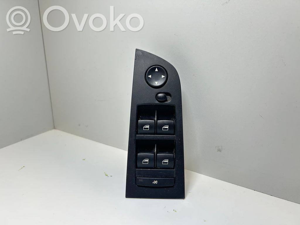 Electric window control switch   913213102