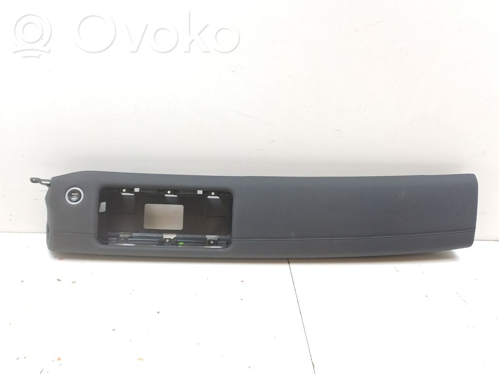 Land Rover Evoque II Panel trim 