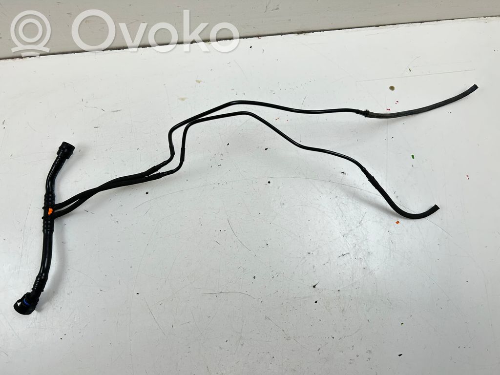 Vacuum line/pipe/hose   6769086