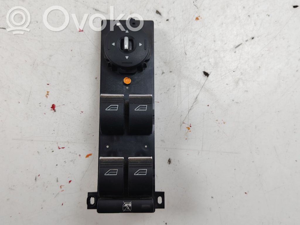 Ford Focus Electric window control switch 