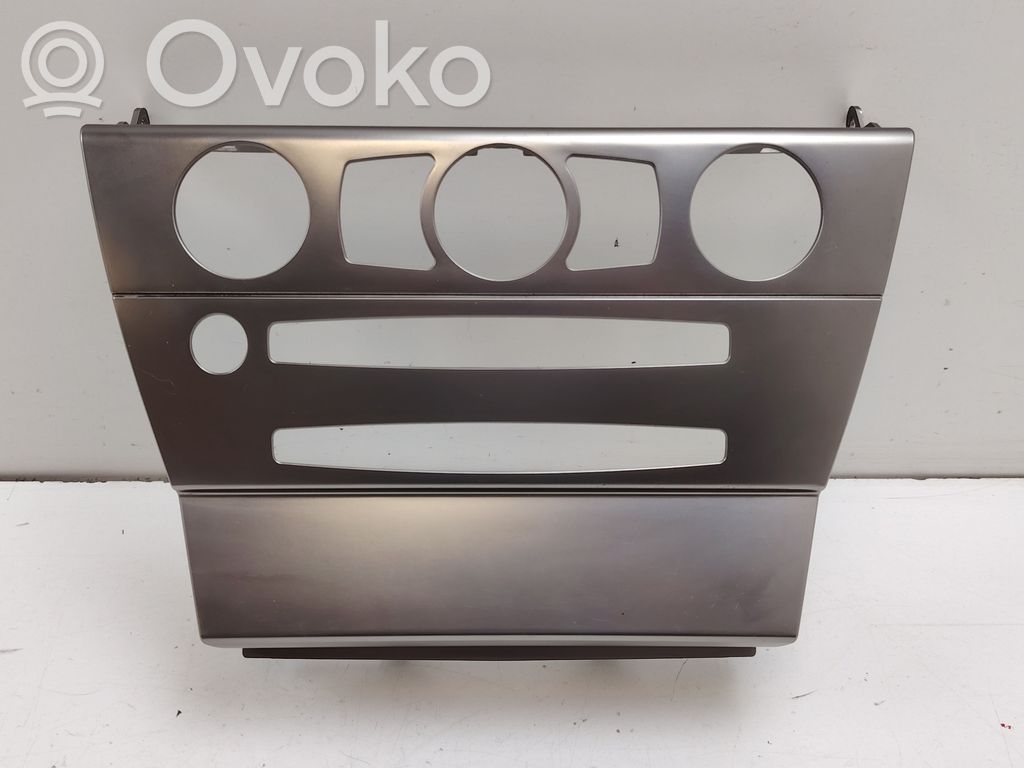 BMW 6 E63 E64 Paneļa apdare 