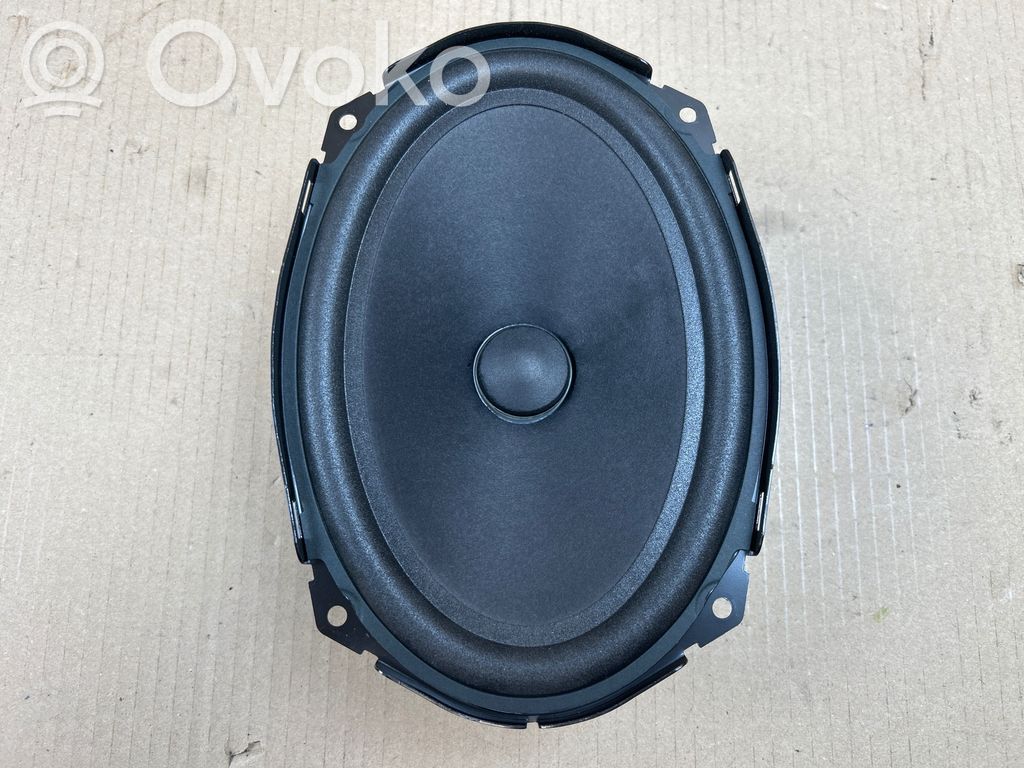 BMW i3 Altavoz de la puerta delantera 